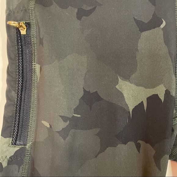 Lululemon Inspire Tight II Camo Leggings - Picture 2 of 7